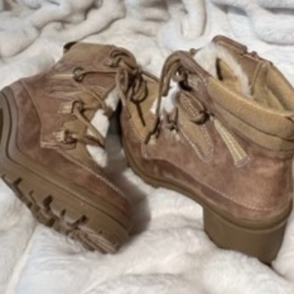 Sold - Picture 3 of 14